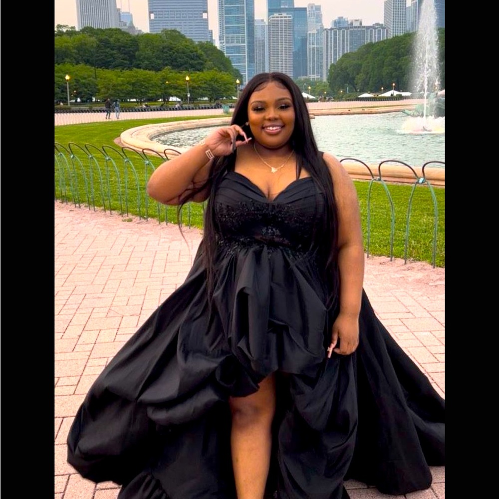 Black beautiful Prom Dress